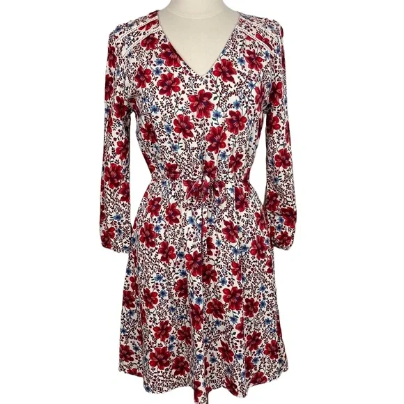 Cream and Red Floral V Neck Long Sleeve Dress - Picture 14 of 14